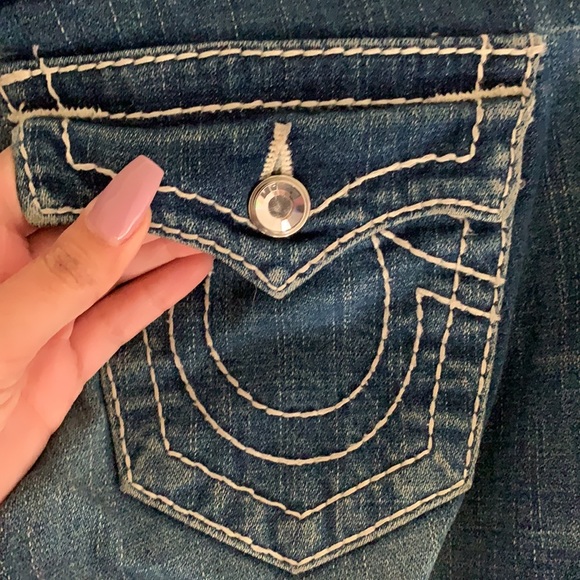 True Religion Jeans with Diamond Buttons - Picture 6 of 9